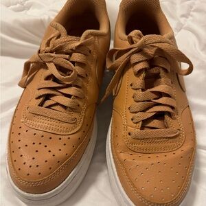 Nike Women’s Leather Platform Sneakers (7.5) MUST GO TODAY